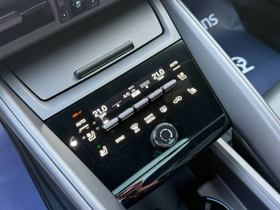 Porsche Macan 4 5d