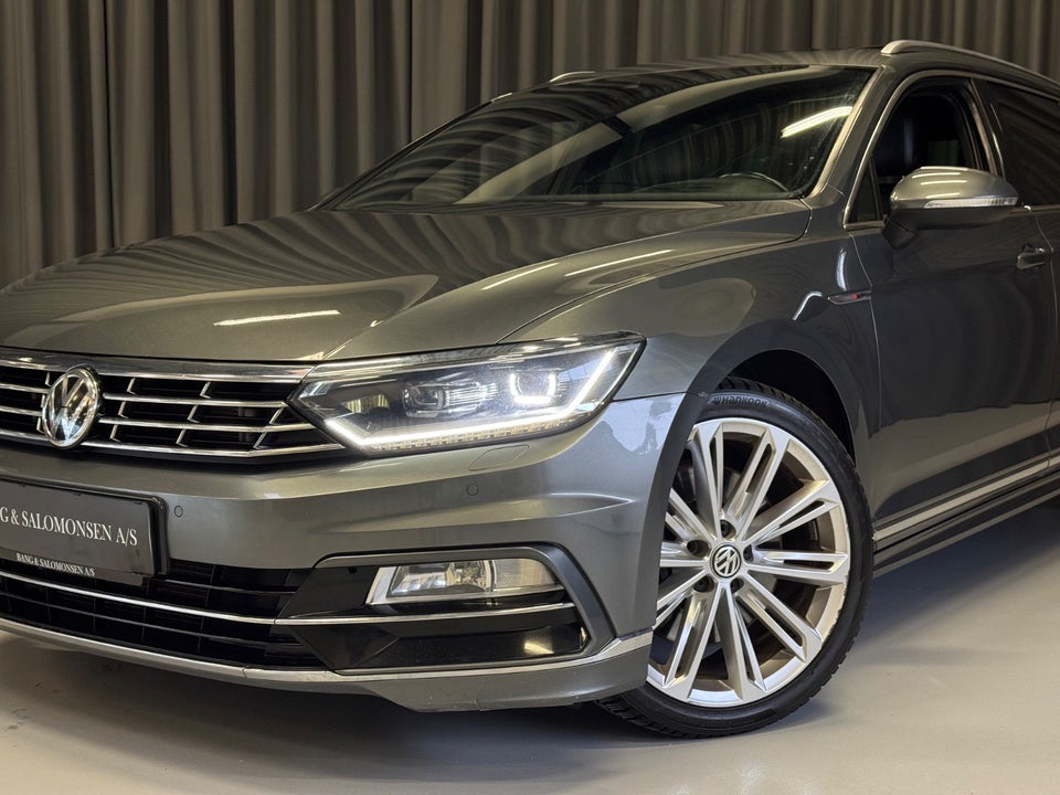 VW Passat 2,0 TDi 240 R-line Variant DSG 4Motion 5d