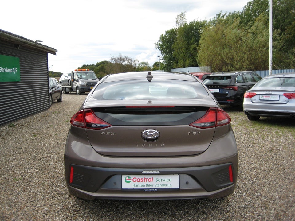 Hyundai Ioniq 1,6 PHEV Trend DCT 5d