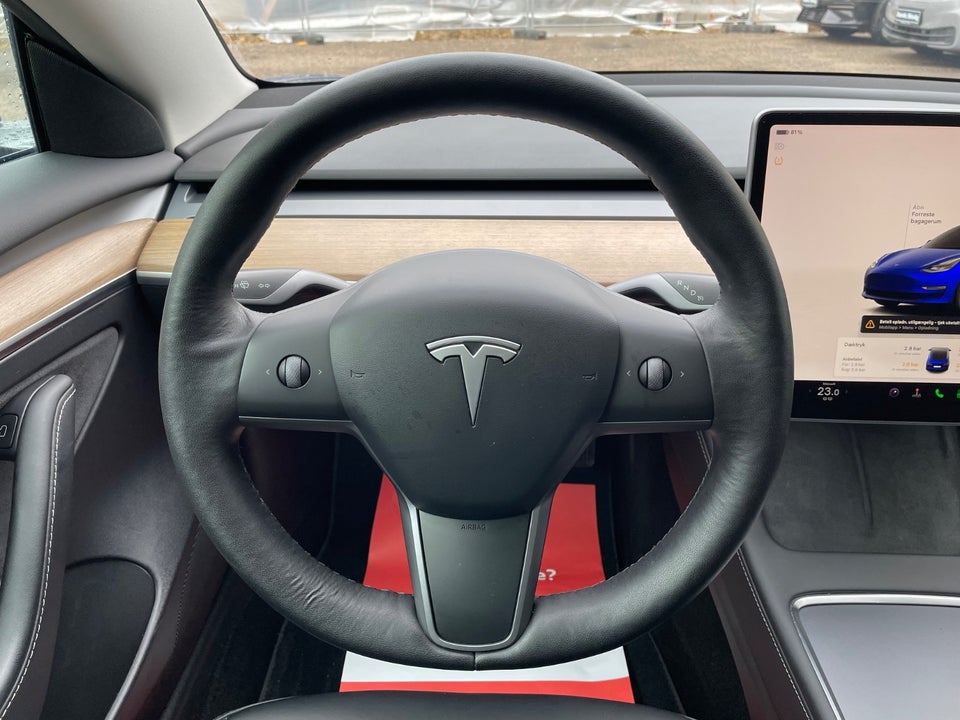 Tesla Model 3 Standard Range+ RWD 4d