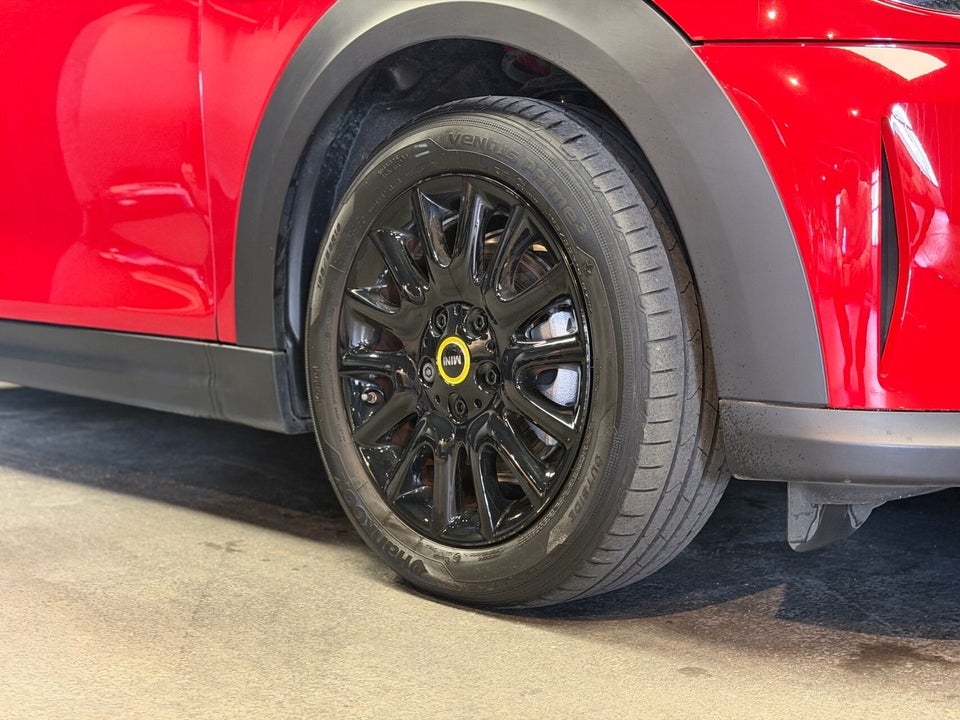 MINI Cooper SE Classic Trim 3d