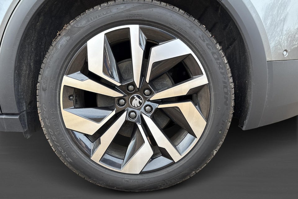 Skoda Elroq 60 iV Sportline Maxx 5d