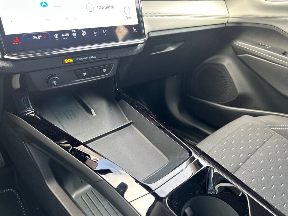 Ford Puma 46 Gen-E Select 5d