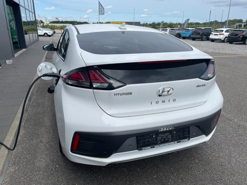 Hyundai Ioniq EV Premium 5d