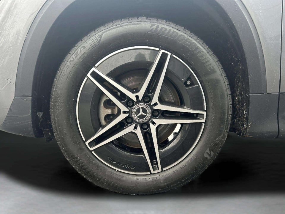 Mercedes EQB250 AMG Line 5d