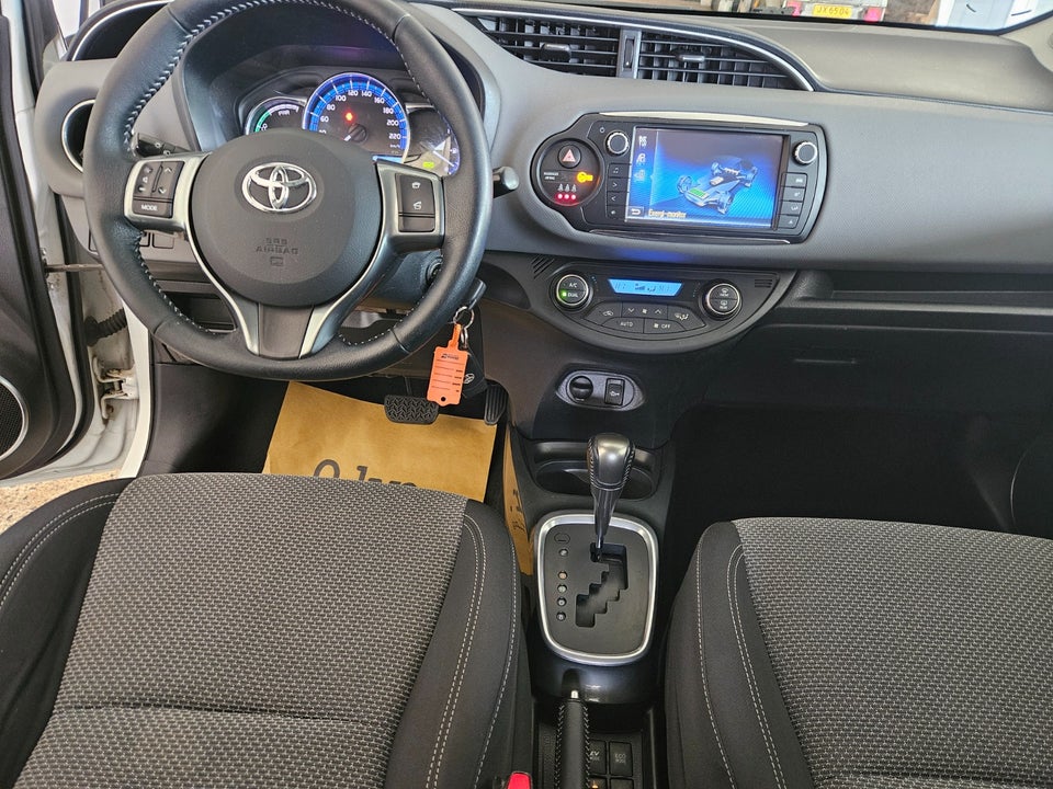 Toyota Yaris 1,5 Hybrid H2 Komfort e-CVT 5d