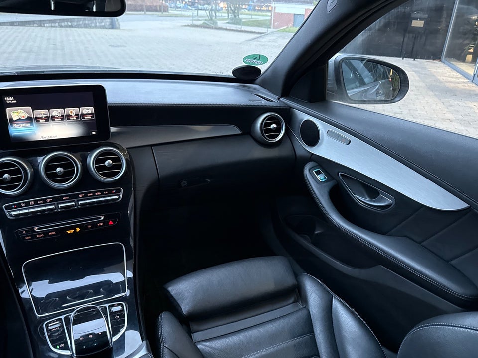 Mercedes C220 2,2 BlueTEC AMG Line stc. 5d