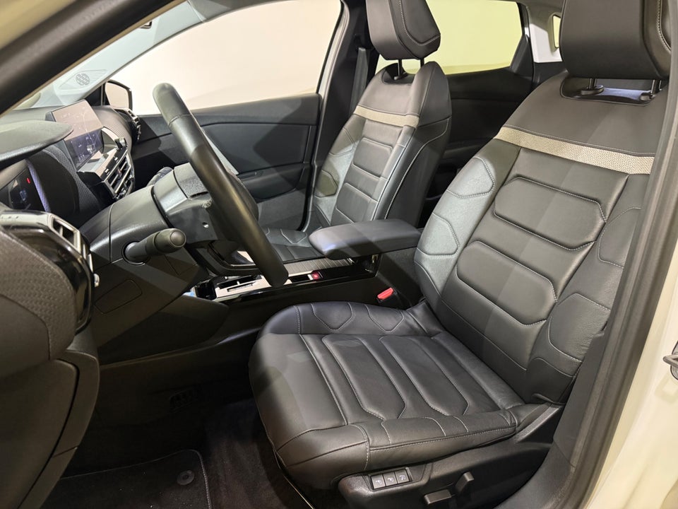 Citroën ë-C4 X 50 Shine Pack 4d
