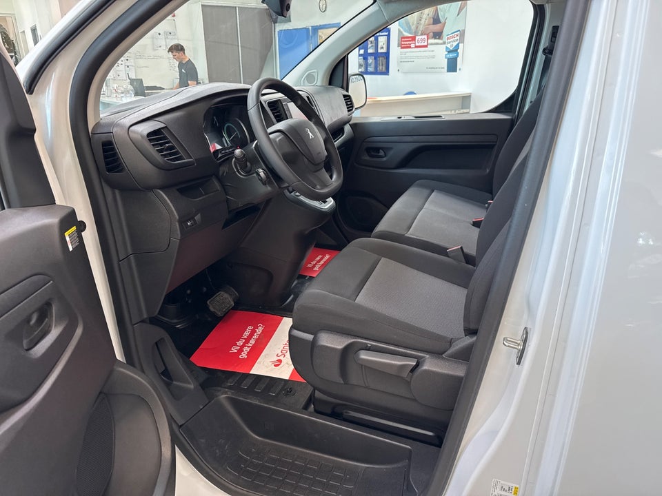 Peugeot e-Expert 75 L2 Plus Van