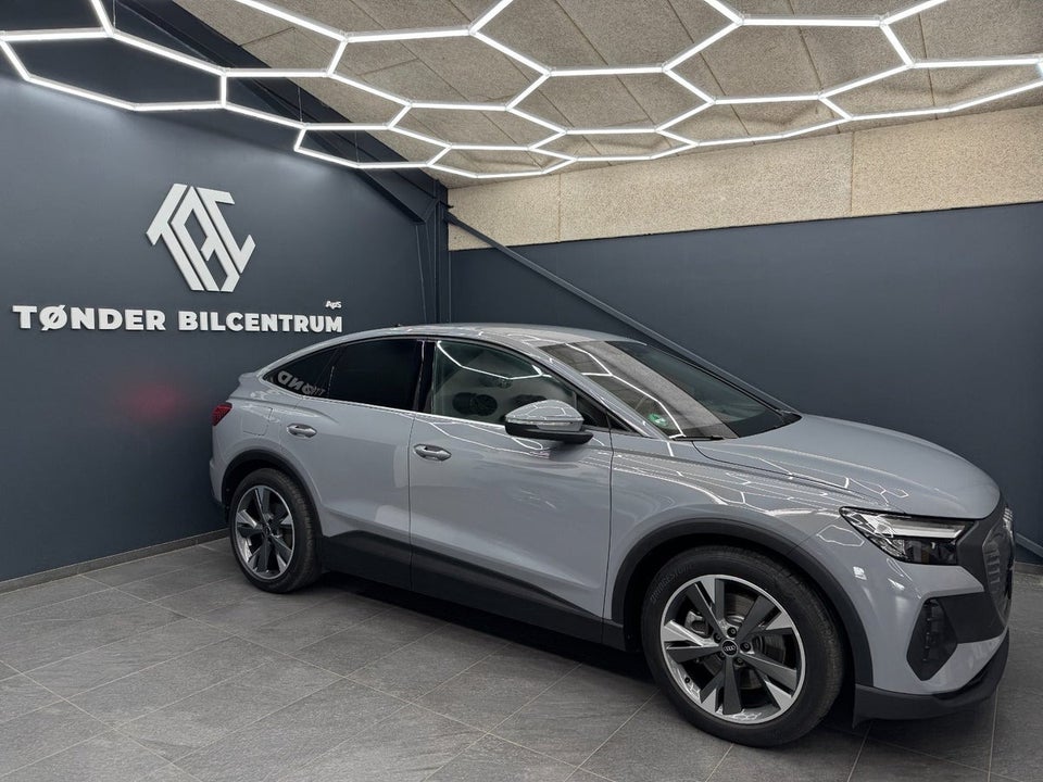 Audi Q4 e-tron 40 Advanced Sportback 5d