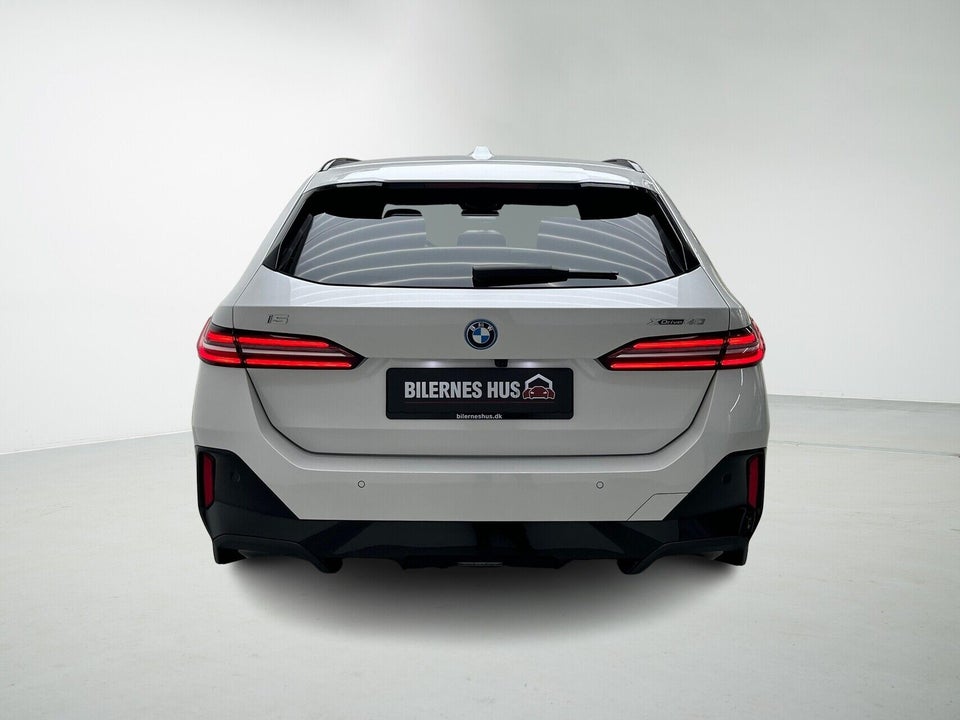 BMW i5 xDrive40 Touring Fully Charged 5d