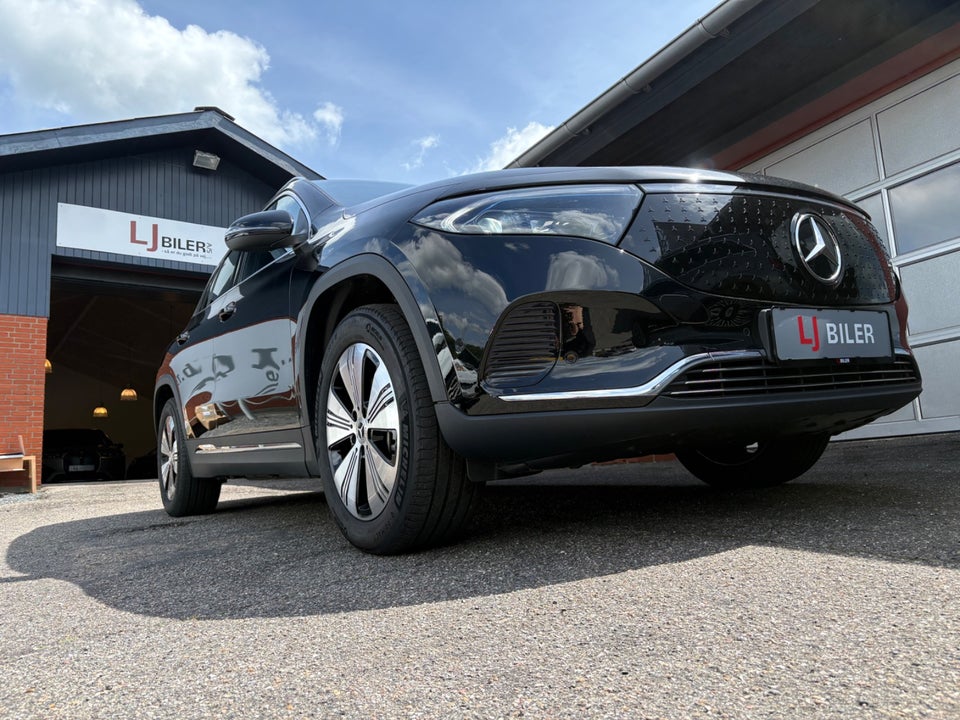Mercedes EQA350 4Matic 5d