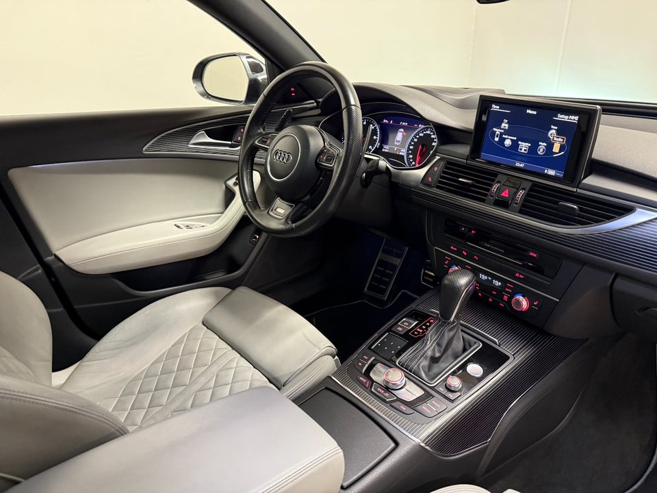 Audi A6 3,0 TDi 320 Avant quattro Tiptr. Van 5d