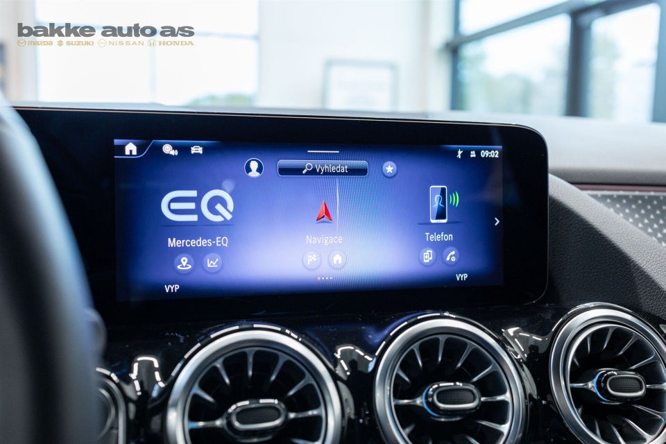 Mercedes EQA300 Progressive 4Matic 5d