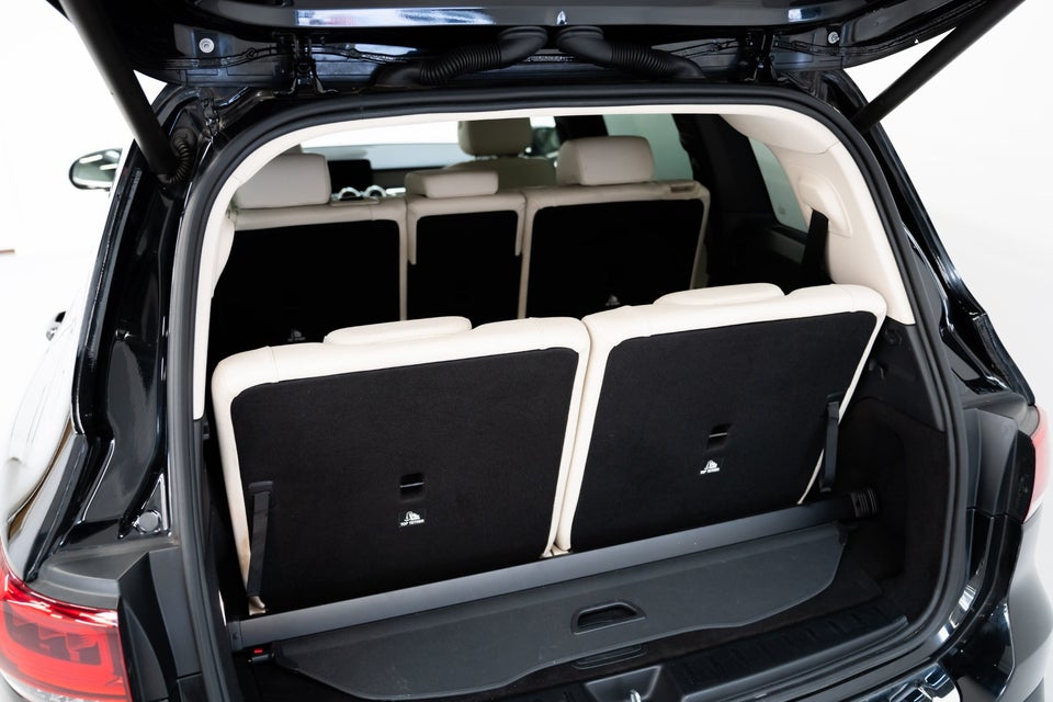 Mercedes EQB300 4Matic 7prs 5d