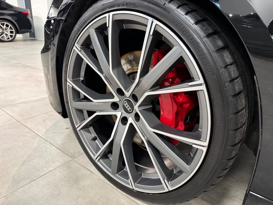 Audi A6 55 TFSi e S-line Avant quattro S-tr. 5d