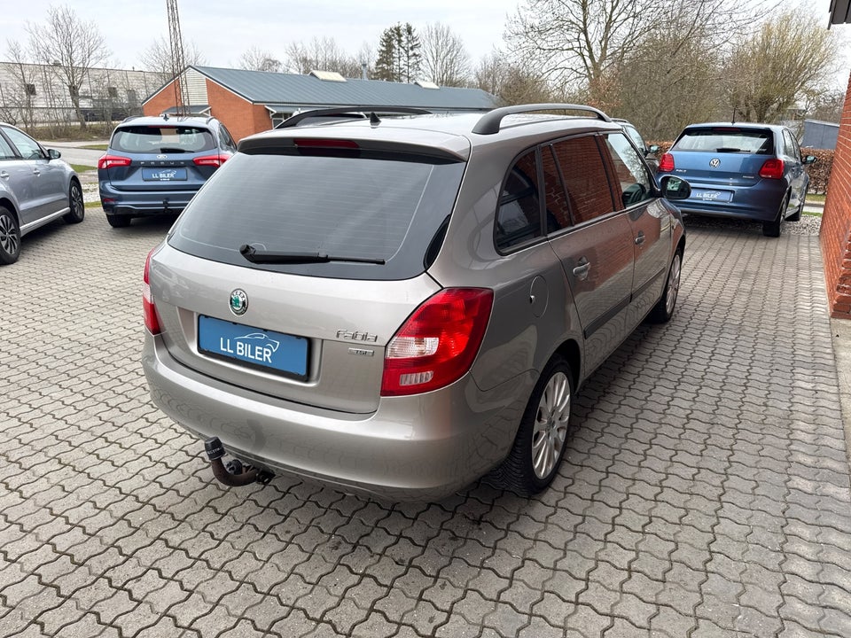 Skoda Fabia 1,2 TSi 86 Elegance Combi 5d