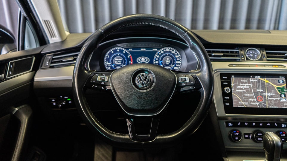 VW Passat 1,4 TSi 150 Comfortline Premium DSG 4d