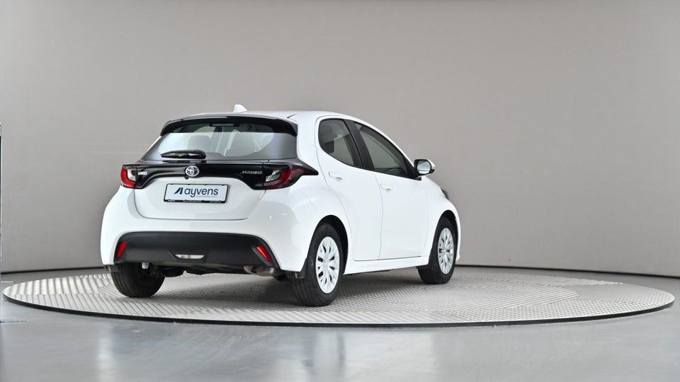 Toyota Yaris 1,5 Hybrid Essential e-CVT 5d
