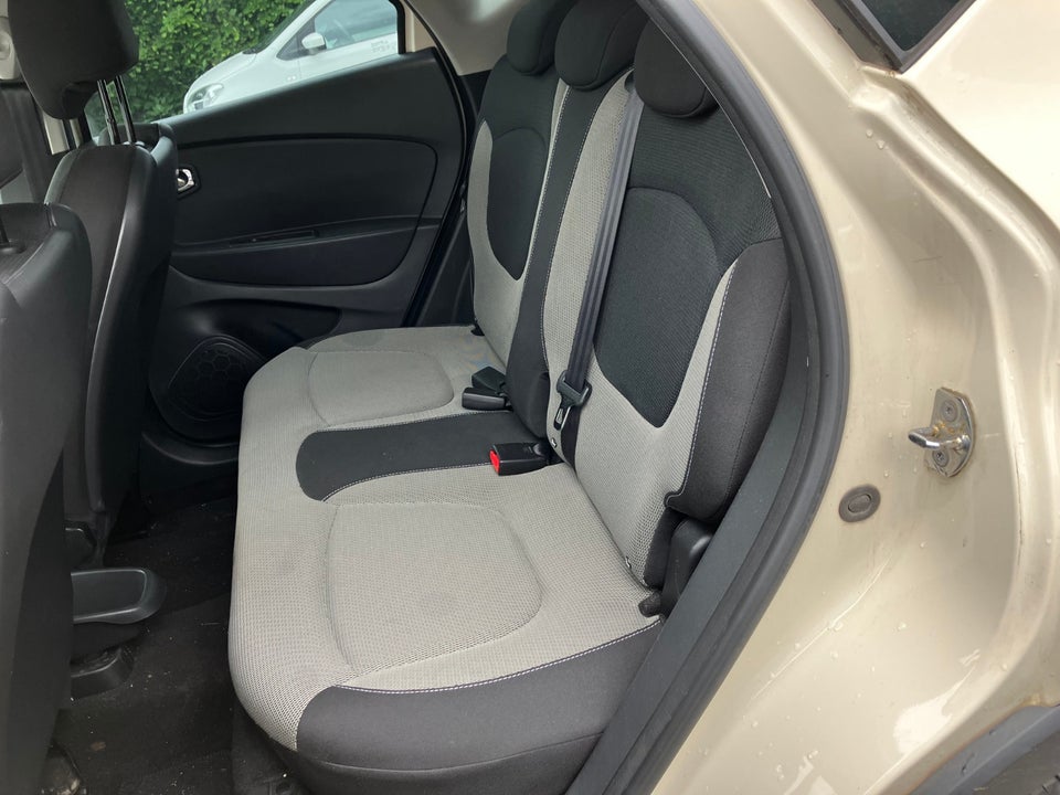 Renault Captur 0,9 TCe 90 Expression 5d