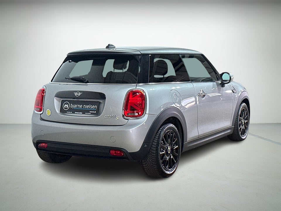 MINI Cooper SE Classic Trim 3d