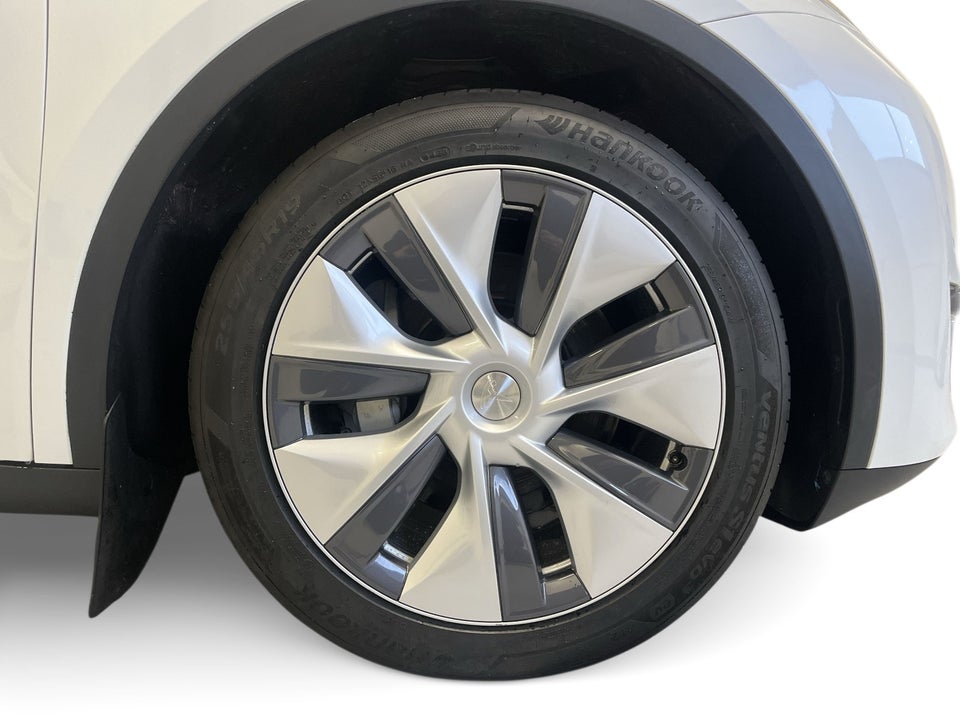 Tesla Model Y Long Range AWD 5d