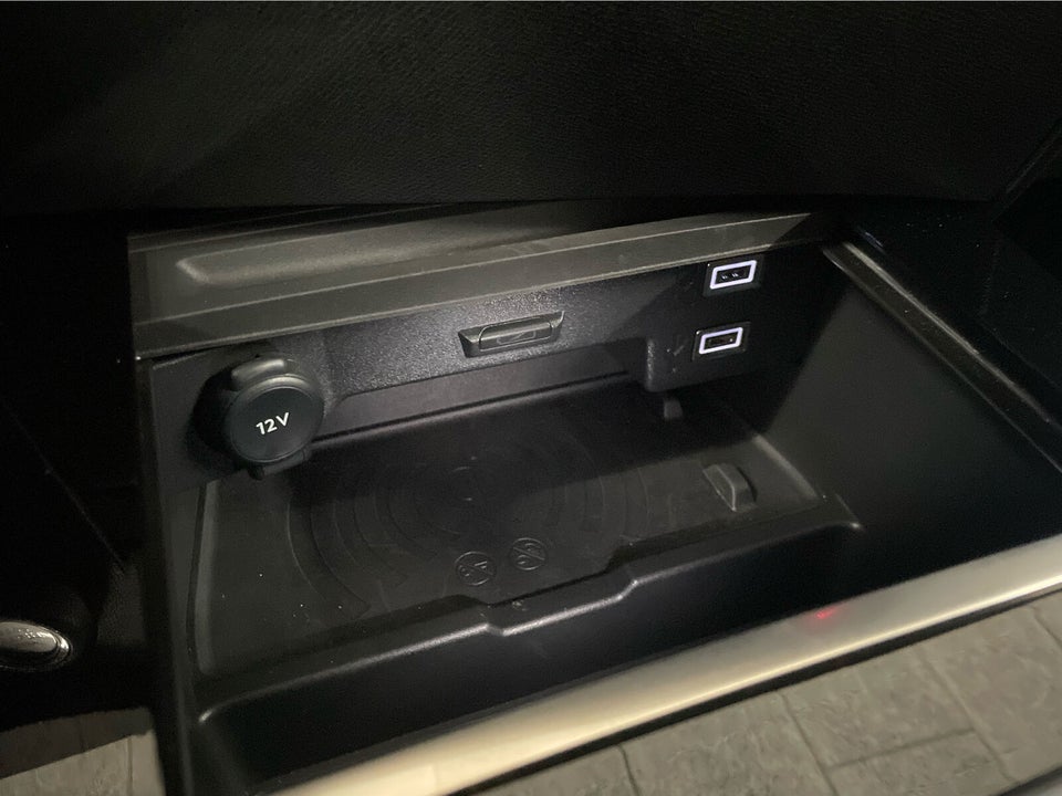 Opel Astra-e 54 Ultimate 5d