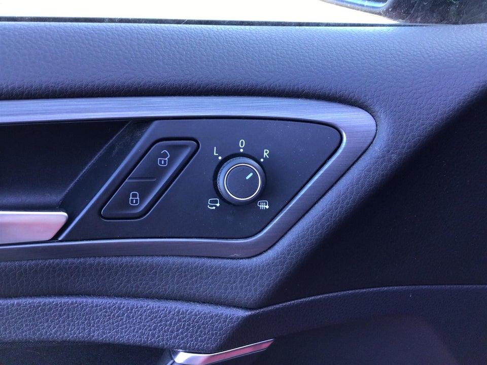 VW Golf VII 1,5 TSi 150 Comfortline DSG 5d