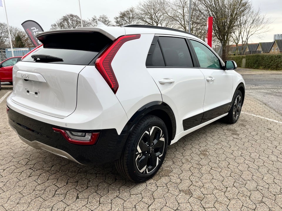 Kia Niro 64 EV Limited Edition 5d