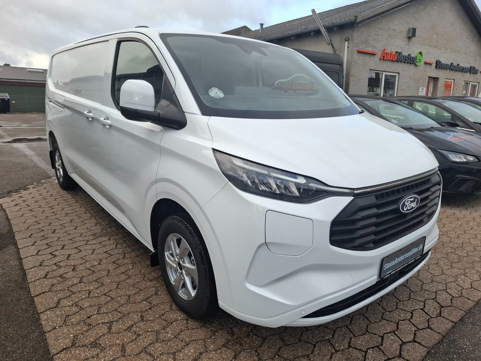 Ford Transit Custom 320L 2,5 PHEV Limited CVT