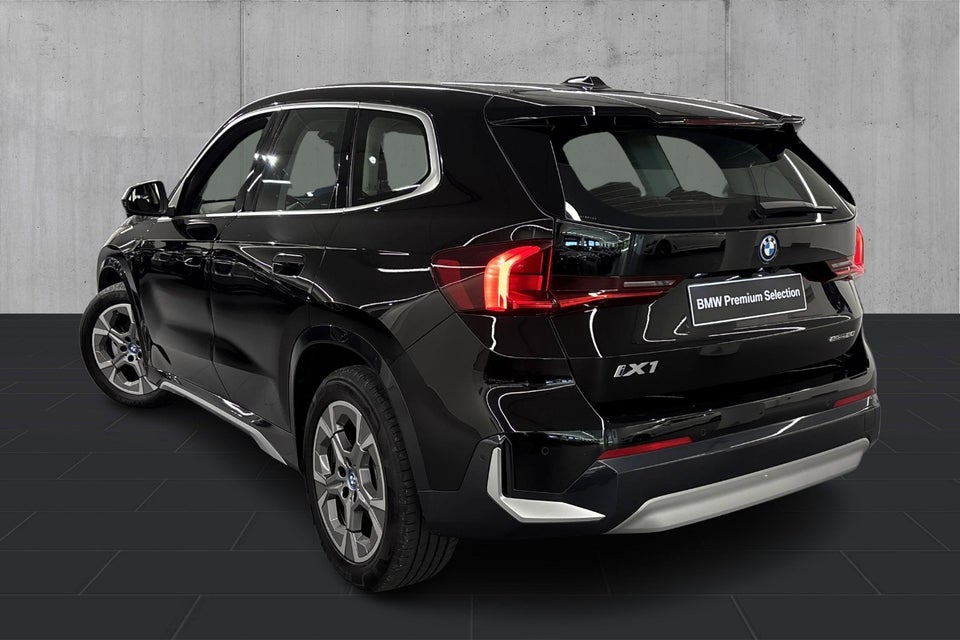 BMW iX1 eDrive20 X-Line 5d