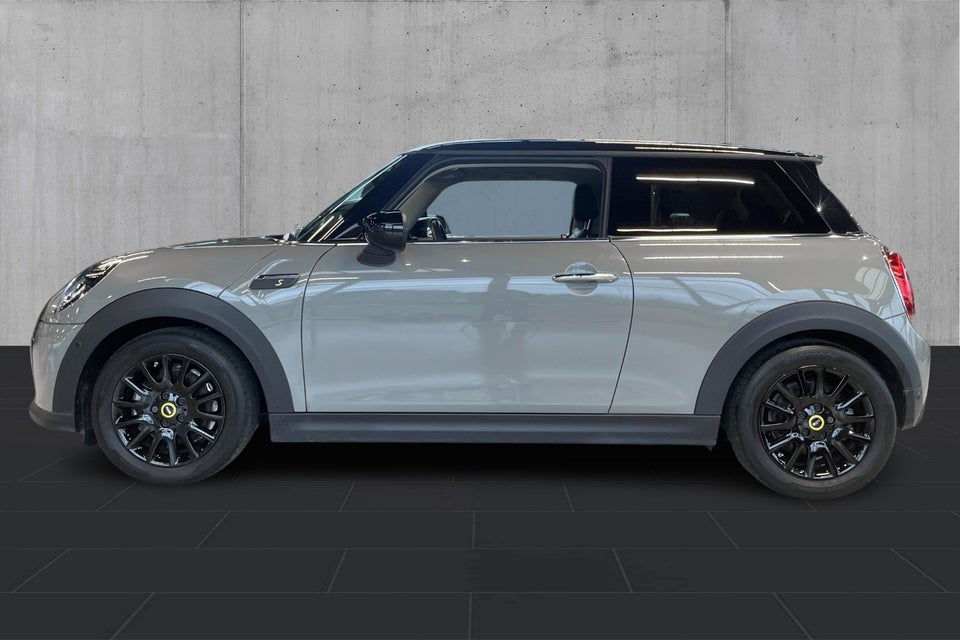 MINI Cooper SE Classic Trim 3d