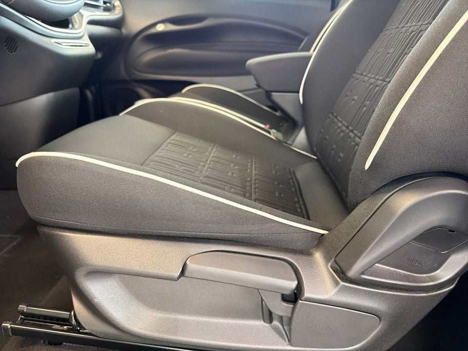 Fiat 500e 42 Icon 3d