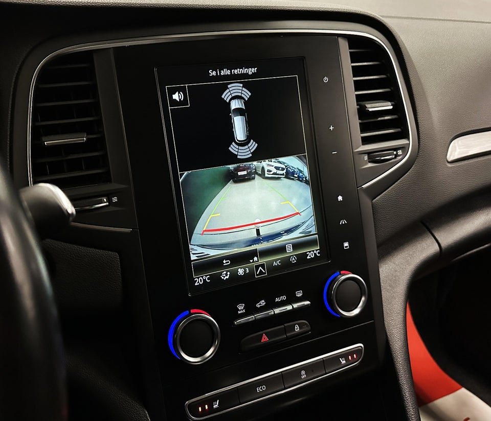 Renault Megane IV 1,3 TCe 140 Bose Edition Sport Tourer EDC 5d