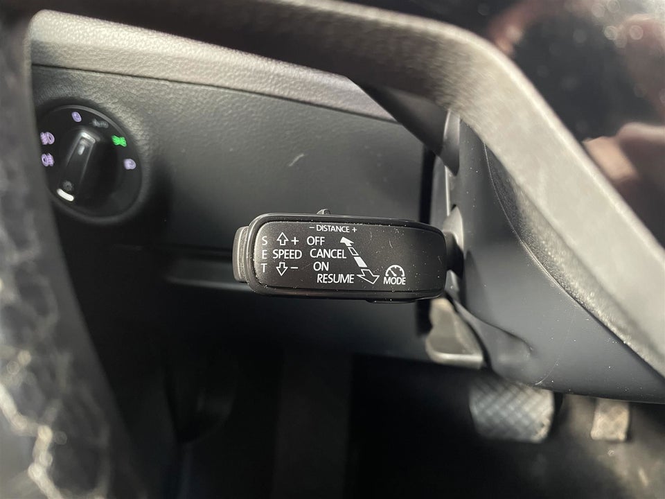 Skoda Superb 2,0 TDi 150 Style Combi DSG 5d