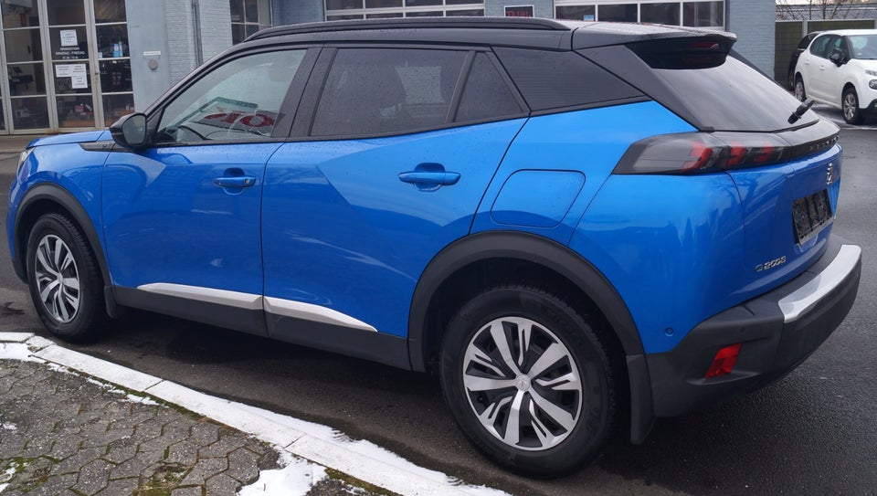 Peugeot e-2008 50 GT Line 5d