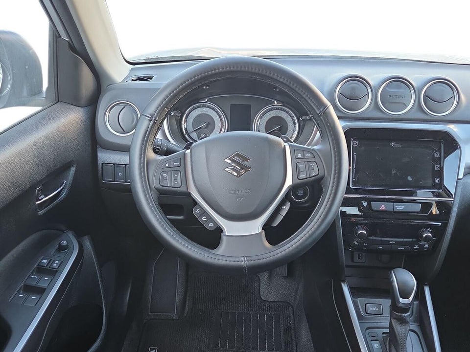 Suzuki Vitara 1,4 mHybrid Active aut. 5d