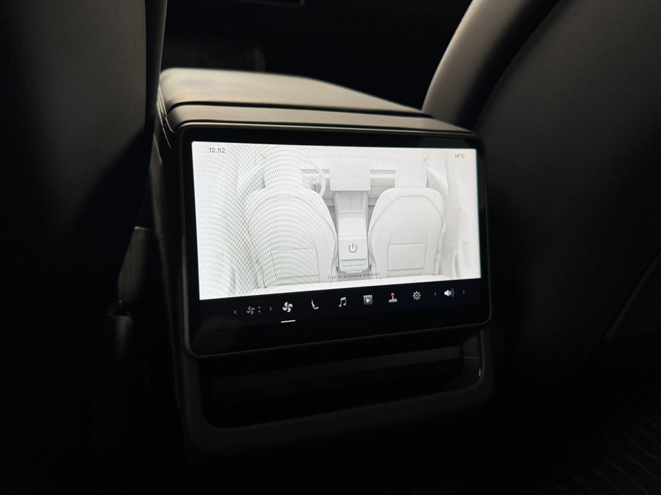 Tesla Model 3 RWD 4d