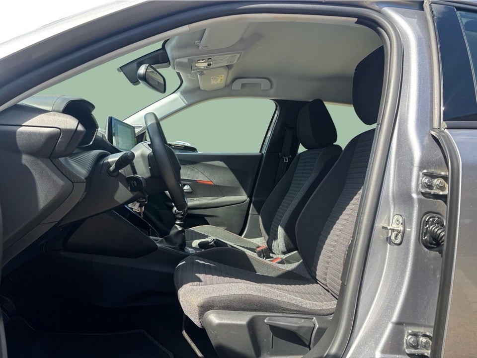 Peugeot 2008 1,2 PureTech 130 Active Pack 5d