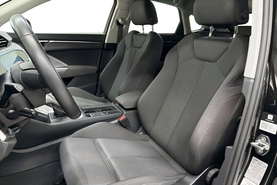 Audi Q3 45 TFSi e Attitude plus Sportback S-tr. 5d