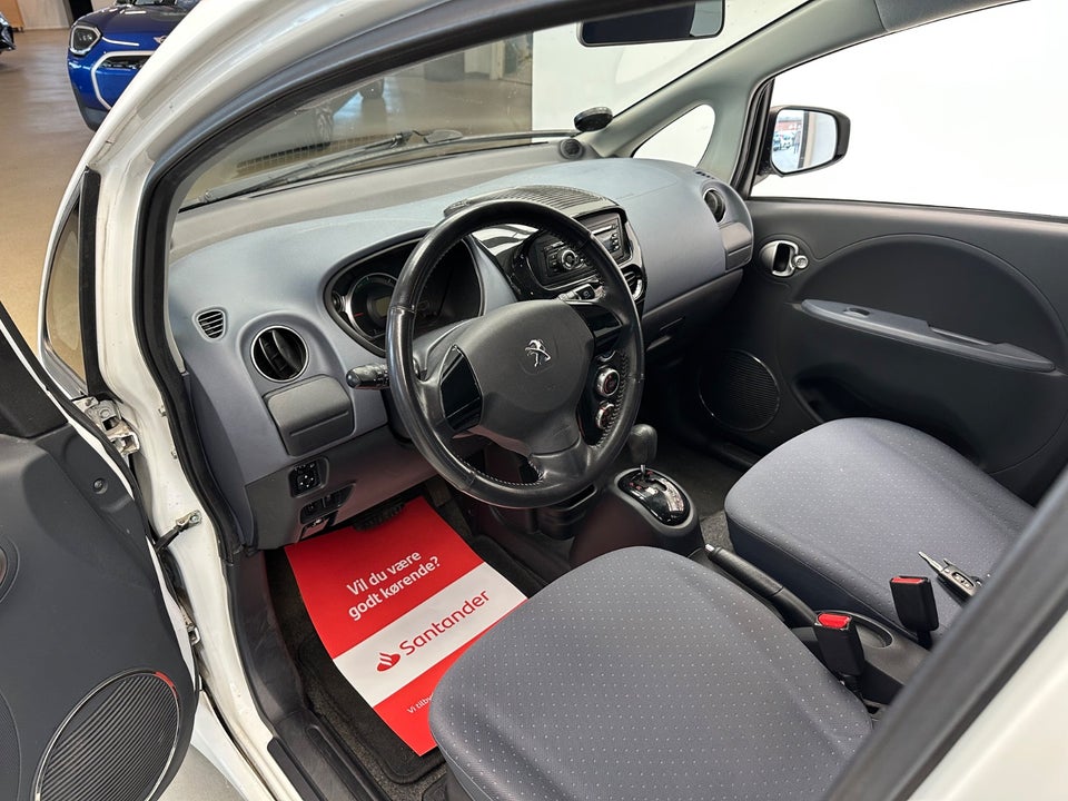 Peugeot iOn Highline 5d