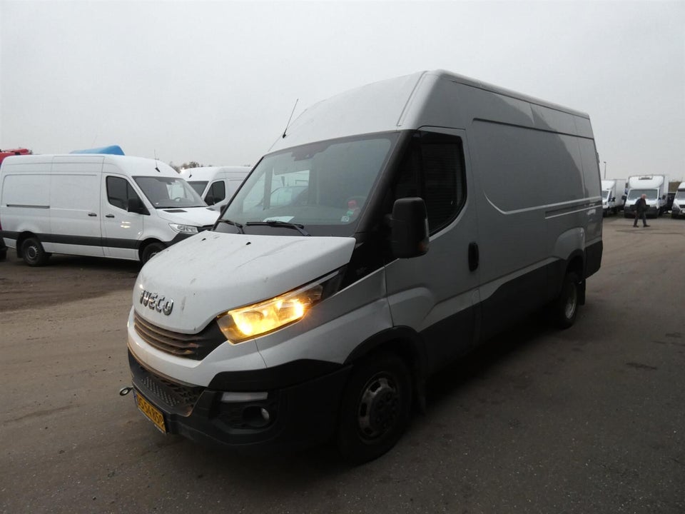 Iveco Daily 3,0 35C18 12m³ Van