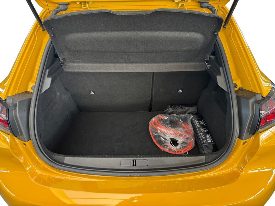 Peugeot e-208 50 Active Pack 5d