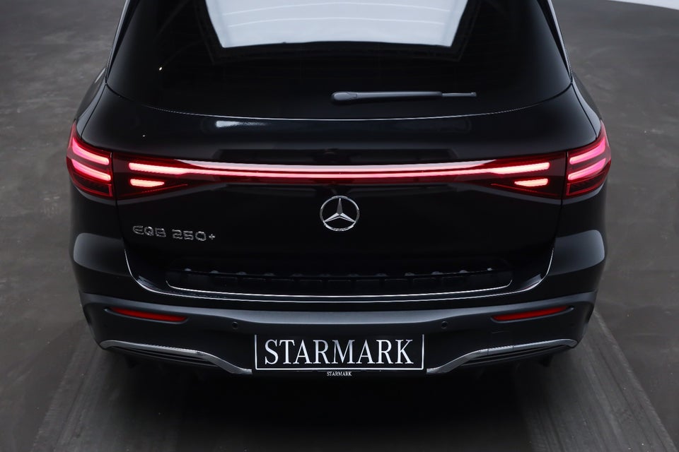 Mercedes EQB250+ AMG Premium 5d