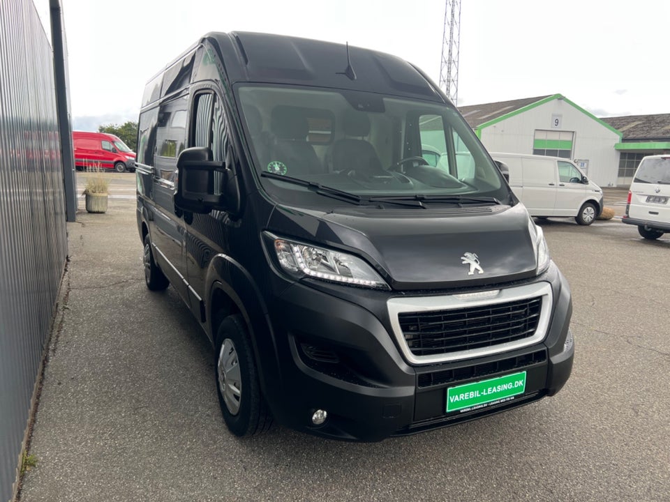 Peugeot Boxer 335 2,2 BlueHDi 165 L2H2 Premium