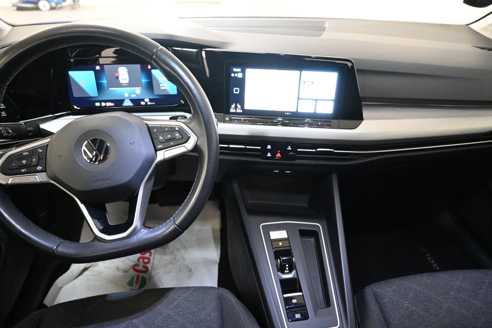 VW Golf VIII 1,5 eTSi 130 Life Variant DSG 5d