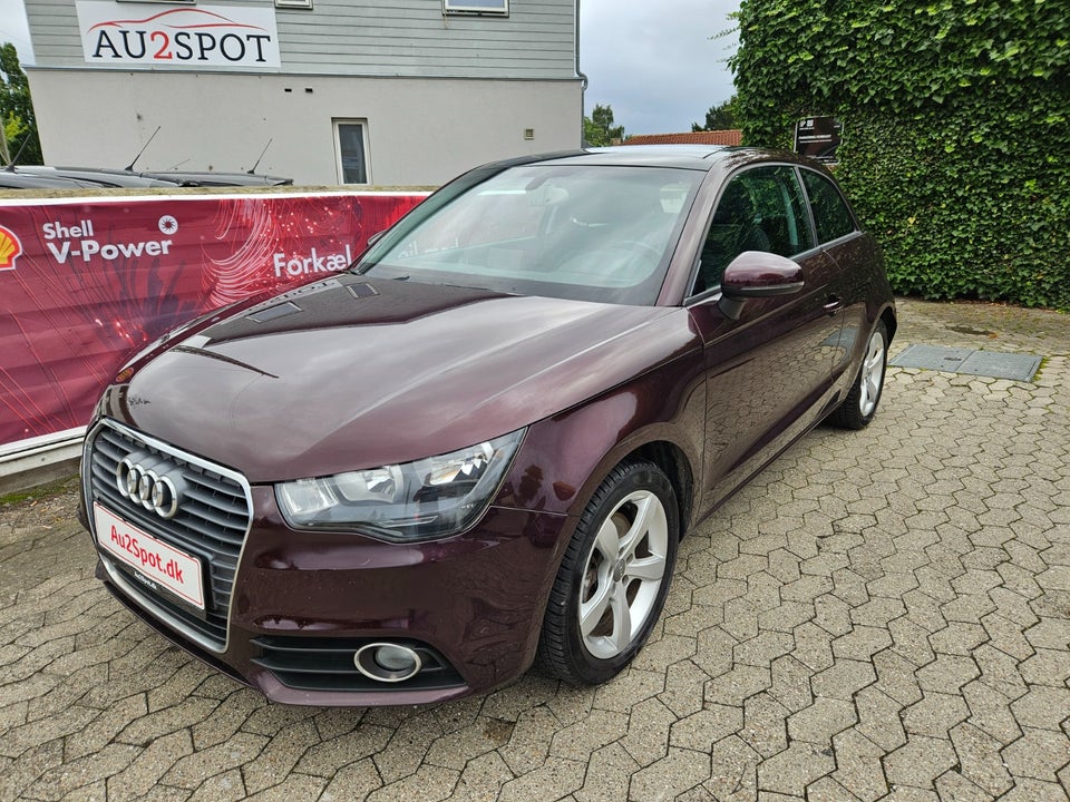 Audi A1 1,4 TFSi 122 Attraction 3d