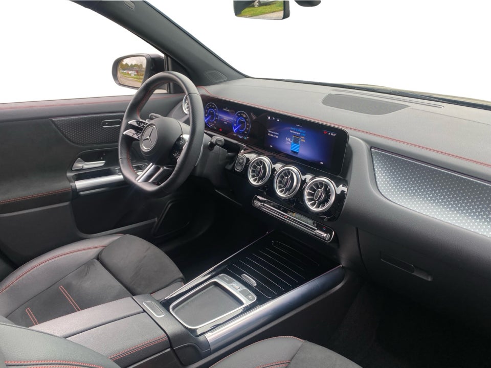 Mercedes EQA350 AMG Edition 4Matic 5d