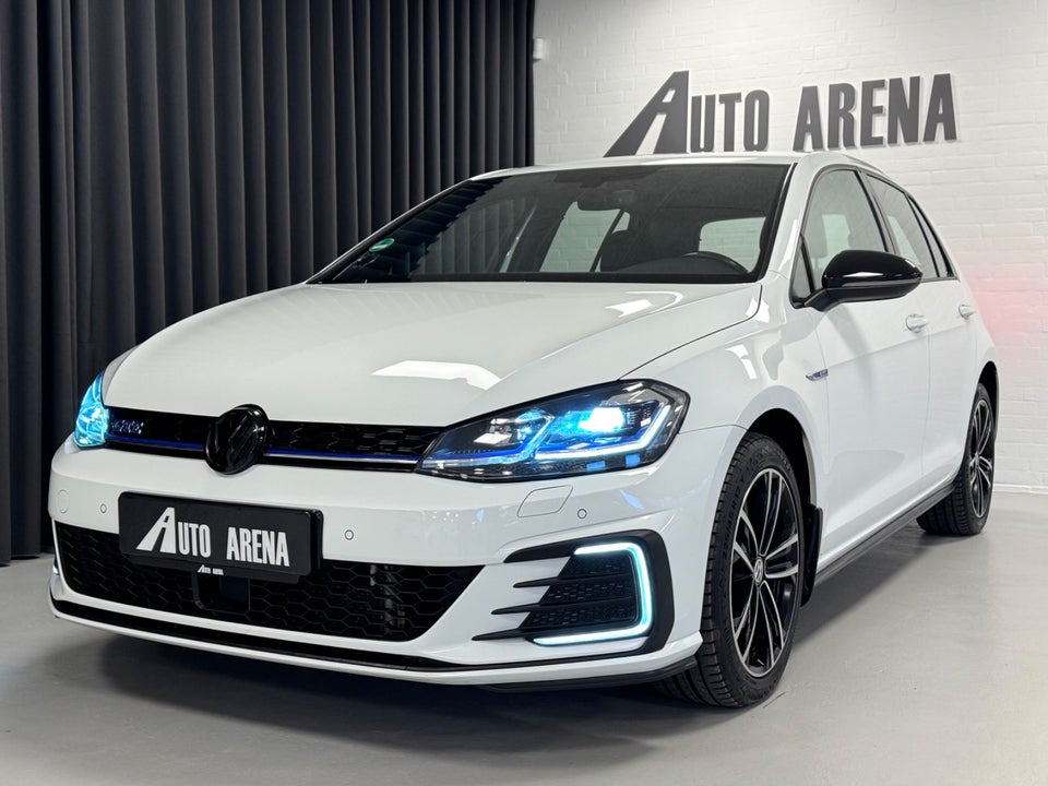 VW Golf VII 1,4 GTE DSG 5d