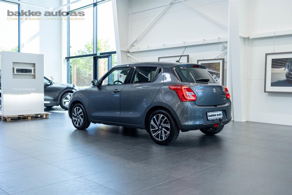 Suzuki Swift 1,2 mHybrid Exclusive CVT 5d